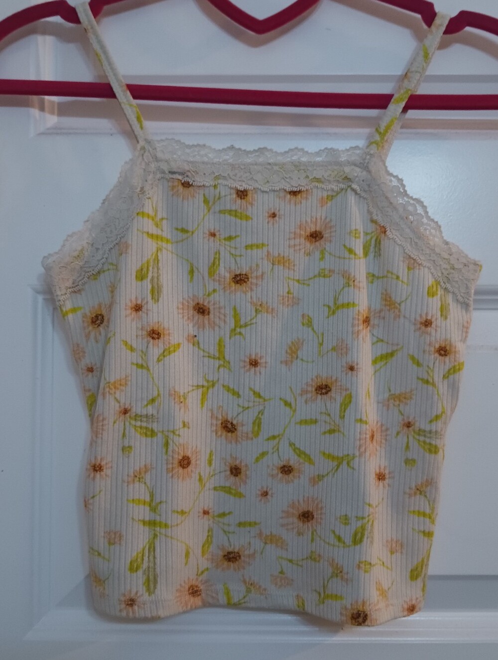 Floral Lace Trim Ribbed Cami Crop Tank Top- Yellow & Cream Flowers